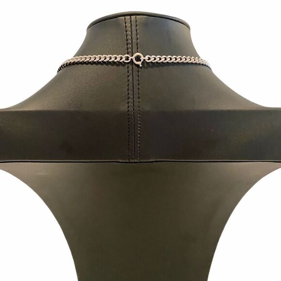 Reed & Barton Pewter Heart Pendent on Long Silver Toned Chain - Picture 4 of 4